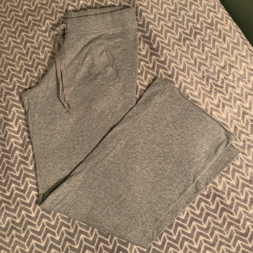 Victoria’s Secret Drawstring Sweatpants